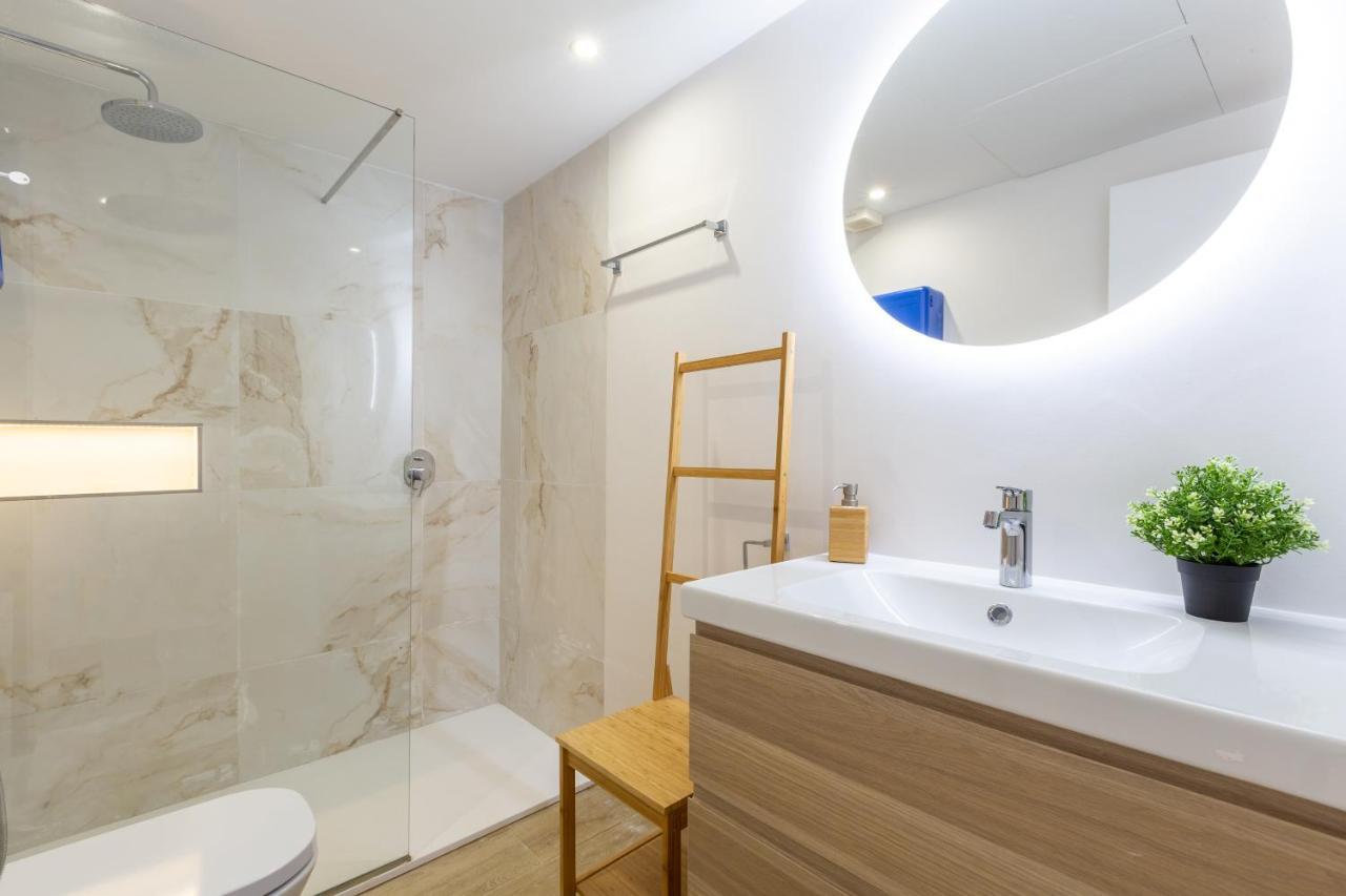 Apartamento Junto Al Faro .Marbella Centro.Vistas Mar Y El Puerto. Екстер'єр фото